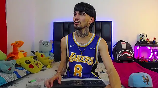 Brutal Sex Fucking online show from June 27, 10:04 pm