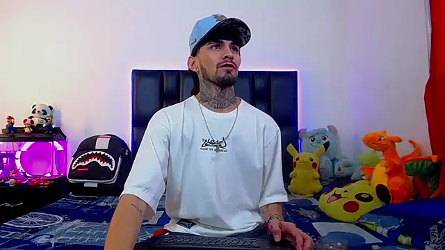 Brutal Sex Fucking online show from July 1, 9:14 pm
