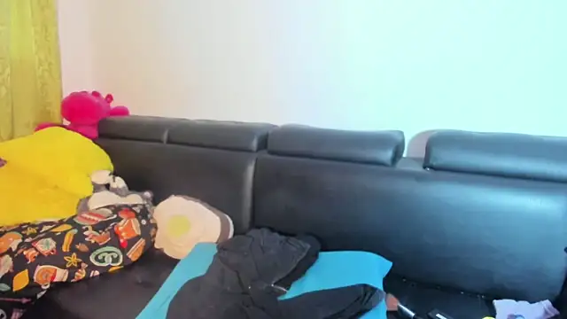 Snapshot of jennifer_ts chatting on March 25, 9:43 pm jennifer ts online show from March 25, 9:43 pm