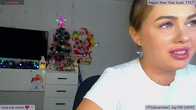 SuchCute online show from December 31, 3:01 am