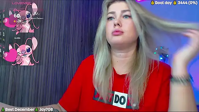 SuchCute online show from December 5, 2:42 am