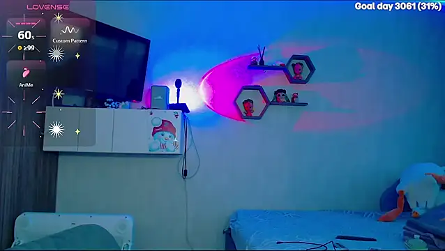 SuchCute online show from February 4, 2:39 am