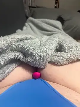 honeyyy24 online show from February 5, 6:48 pm