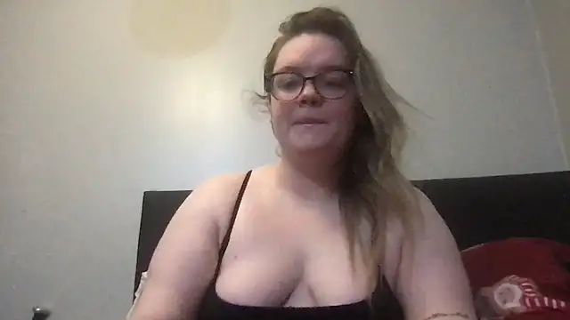 honeyyy24 online show from November 23, 12:27 pm