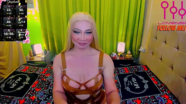 Absolute Selfsucker Lily online show from October 10, 9:41 am