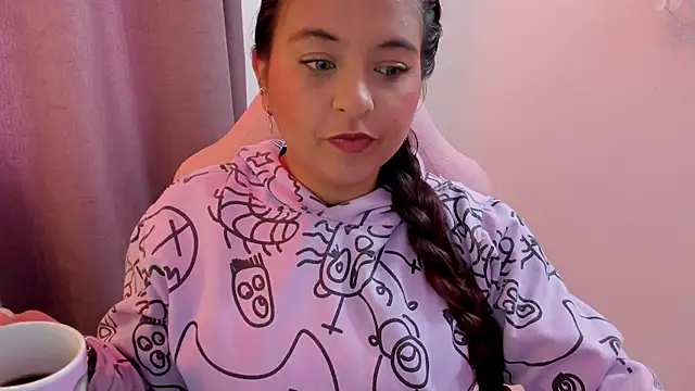 Sweet Chloe06 online show from December 6, 3:33 pm