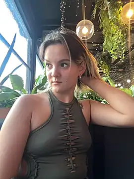 LeonaLoveFuck online show from December 9, 11:26 am