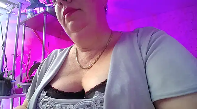  Sweet Woman online show from January 7, 12:20 pm