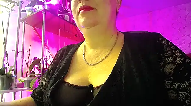  Sweet Woman online show from January 9, 5:02 am