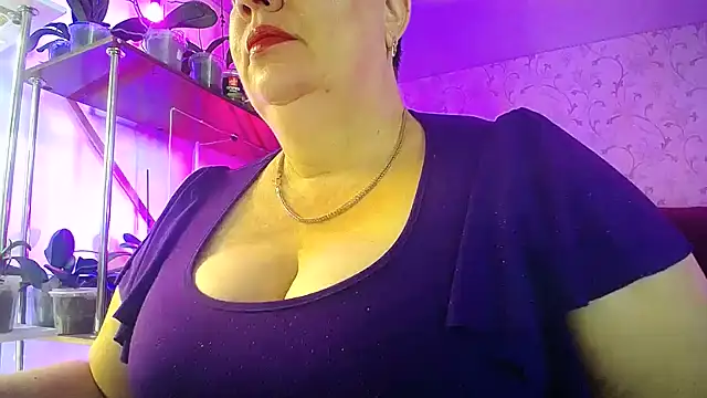 Snapshot of _Sweet_Woman chatting on June 18, 5:08 am Sweet Woman online show from June 18, 5:08 am