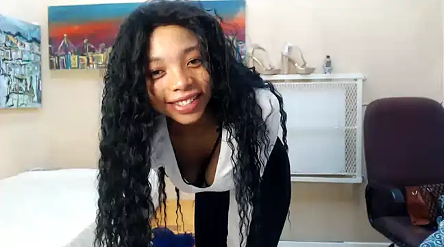 Snapshot of CaramelDelux27 chatting on February 4, 5:10 am CaramelDelux27 online show from February 4, 5:10 am