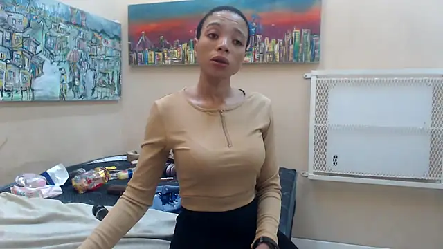 Snapshot of CaramelDelux27 chatting on March 10, 7:10 am CaramelDelux27 online show from March 10, 7:10 am