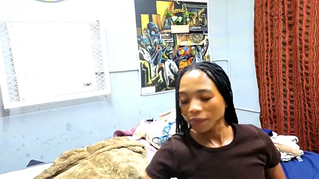 Snapshot of CaramelDelux27 chatting on September 29, 5:18 pm CaramelDelux27 online show from September 29, 5:18 pm