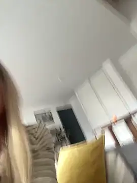 Snapshot of Ana_keller_off chatting on March 10, 12:54 pm Ana keller off online show from March 10, 12:54 pm