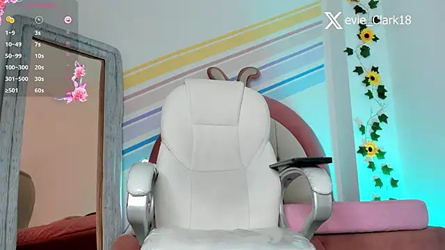 Evie Clark online show from March 3, 7:39 pm