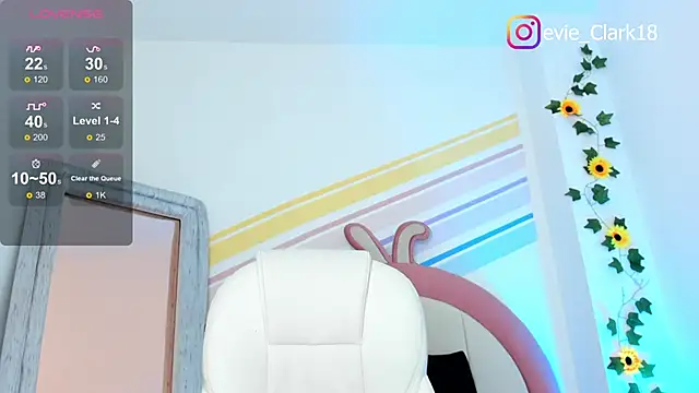 Evie Clark online show from March 5, 7:49 pm