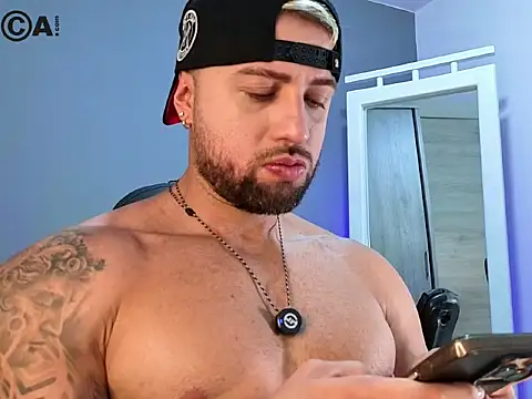 OwenMaximus814 online show from March 22, 4:21 pm