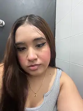 melyescobar online show from November 27, 3:30 am