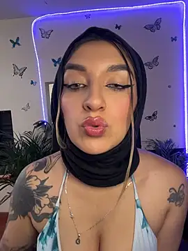 Lia-mitch online show from July 7, 6:34 pm