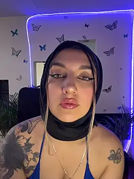 Lia-mitch online show from July 27, 6:48 pm