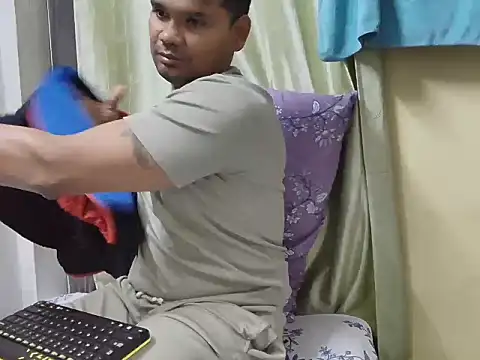 loveboyrp online show from January 5, 2:41 pm