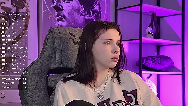 AliceSunday online show from February 3, 6:40 am