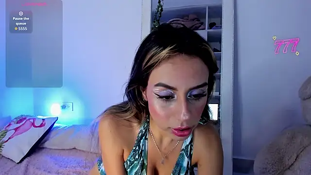 Lunadahia online show from June 11, 8:45 am