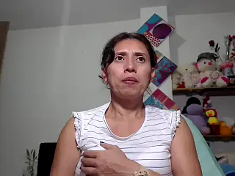 Snapshot of sexy_mary_69 chatting on January 18, 12:46 am sexy mary 69 online show from January 18, 12:46 am