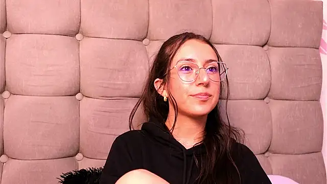 Sweet Sammy  online show from October 22, 3:51 am