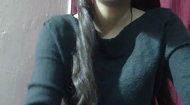 Snapshot of Aayesha chatting on December 13, 6:53 am Aayesha online show from December 13, 6:53 am