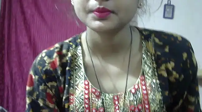 Snapshot of Aayesha chatting on December 19, 9:40 am Aayesha online show from December 19, 9:40 am