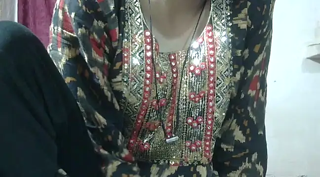 Snapshot of Aayesha chatting on December 20, 12:38 pm Aayesha online show from December 20, 12:38 pm