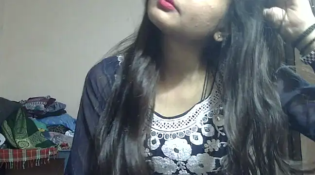 Snapshot of Aayesha chatting on January 25, 10:29 am Aayesha online show from January 25, 10:29 am