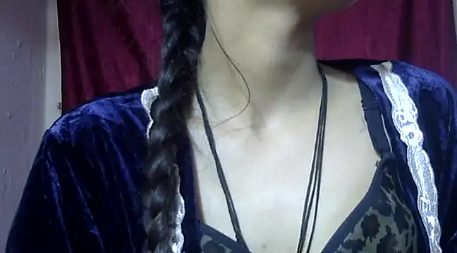 Snapshot of Aayesha chatting on February 12, 8:49 am Aayesha online show from February 12, 8:49 am