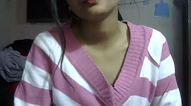 Snapshot of Aayesha chatting on February 13, 2:56 am Aayesha online show from February 13, 2:56 am