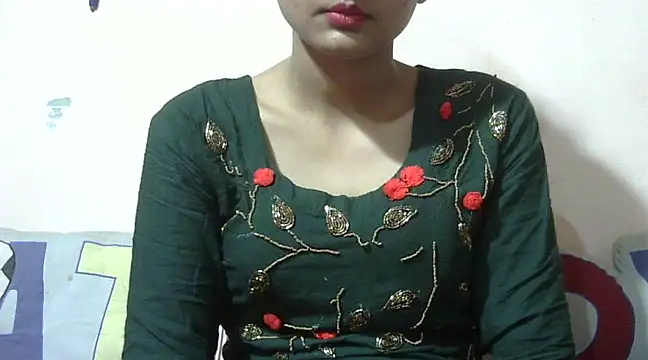 Snapshot of Aayesha chatting on February 14, 8:52 am Aayesha online show from February 14, 8:52 am