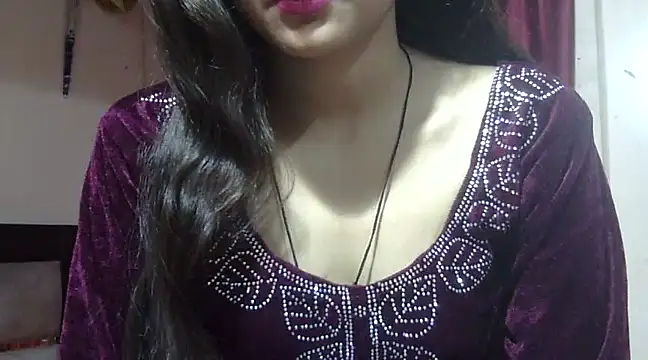 Snapshot of Aayesha chatting on March 9, 9:46 am Aayesha online show from March 9, 9:46 am