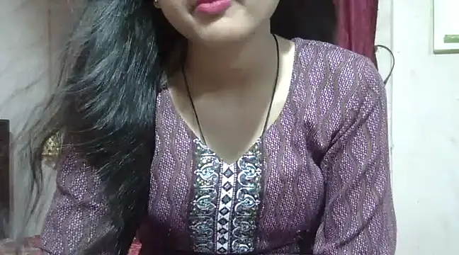 Snapshot of Aayesha chatting on March 16, 12:11 pm Aayesha online show from March 16, 12:11 pm