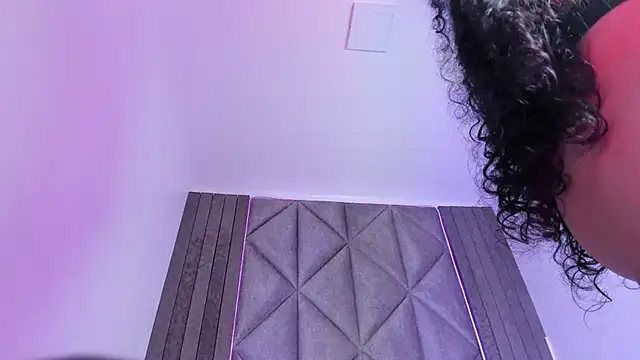 BriaConner  online show from January 18, 5:52 am