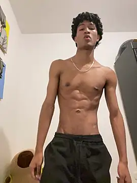 Masterikee online show from February 8, 1:22 pm