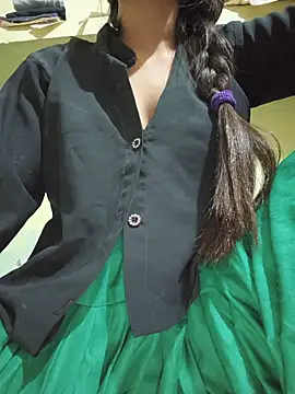 Snapshot of Bulbul_02 chatting on June 11, 5:38 am Bulbul 02 online show from June 11, 5:38 am