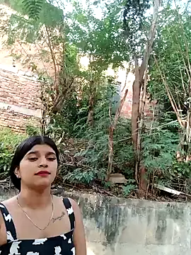 naughty-girl01 online show from December 22, 1:33 pm