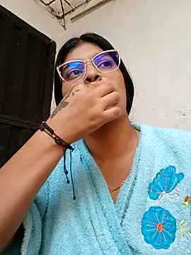 naughty-girl01 online show from March 2, 2:43 pm