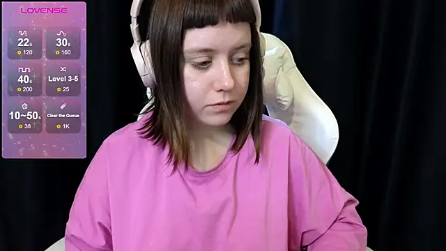 June shy0 online show from March 22, 7:36 am