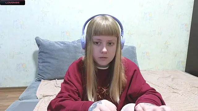 June shy0 online show from June 3, 8:17 am