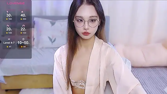 peichen6699 online show from January 14, 1:28 pm