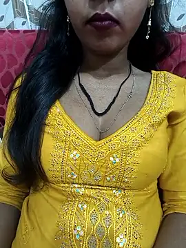 Snapshot of Sharmila-Singh chatting on April 4, 7:44 pm Sharmila-Singh online show from April 4, 7:44 pm