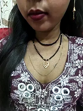 Snapshot of Sharmila-Singh chatting on April 5, 11:29 am Sharmila-Singh online show from April 5, 11:29 am