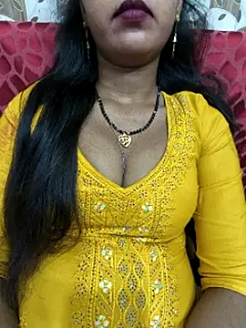 Snapshot of Sharmila-Singh chatting on April 14, 7:31 pm Sharmila-Singh online show from April 14, 7:31 pm