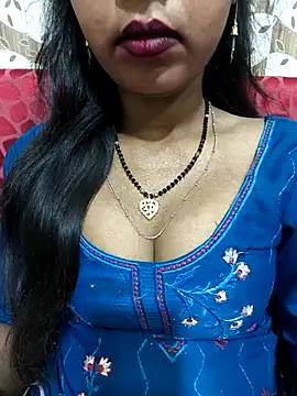 Snapshot of Sharmila-Singh chatting on April 21, 6:12 pm Sharmila-Singh online show from April 21, 6:12 pm